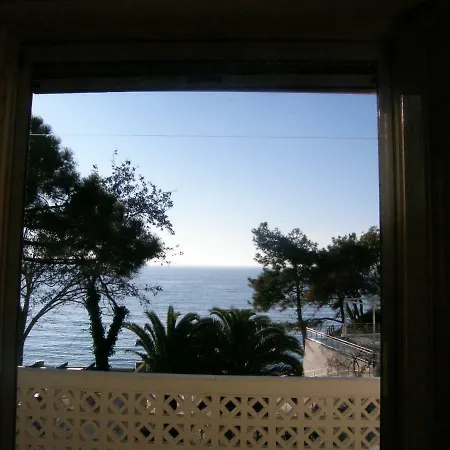 Malama S House Apartment Potos